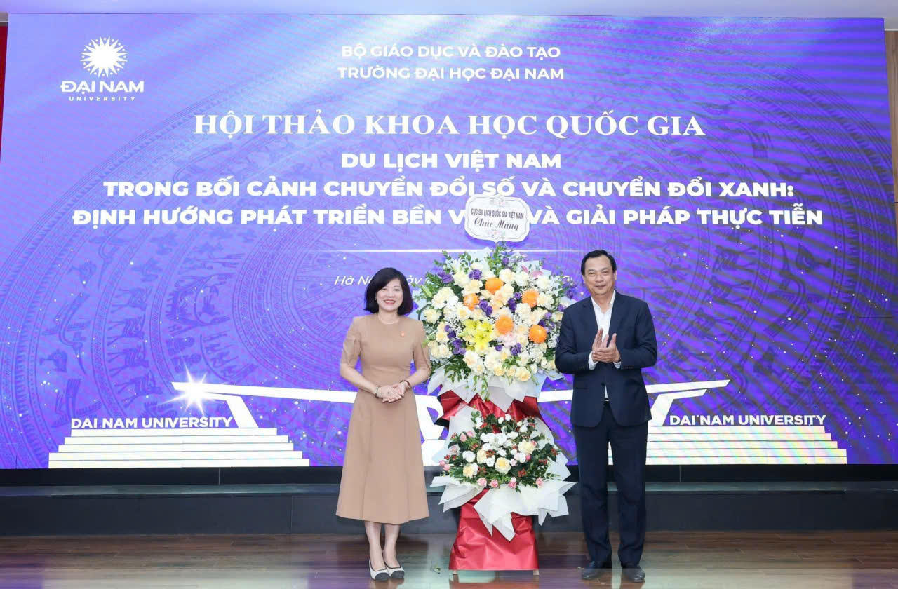 Thúc đẩy chuyển đổi số và chuyển đổi xanh vì sự phát triển bền vững của du lịch Việt Nam