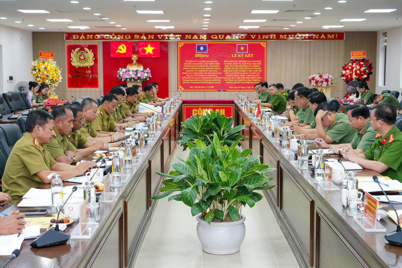 Quang cảnh hội đàm.