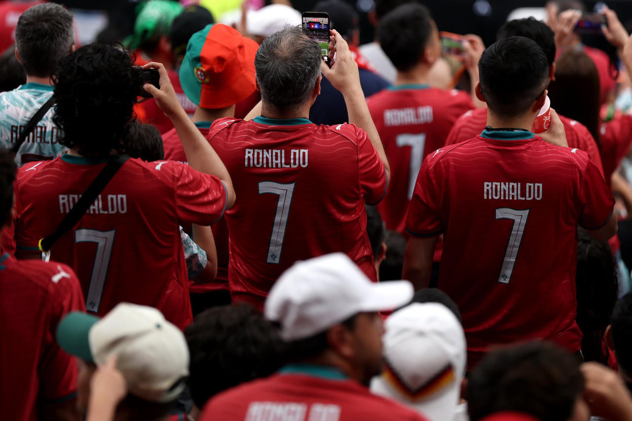Ronaldo là cầu thủ có nhiều người hâm mộ trên toàn thế giới (Ảnh FIFA)