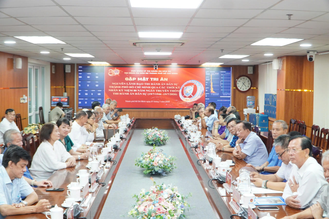 Quang cảnh buổi gặp mặt.