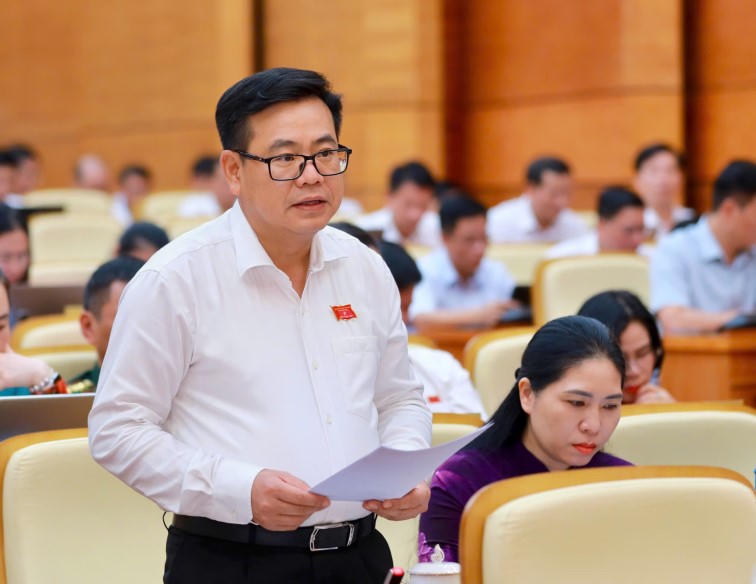 Kỳ họp thường lệ giữa năm của HĐND tỉnh Quảng Ninh khóa XV đã thông qua nhiều Nghị quyết quan trọng
