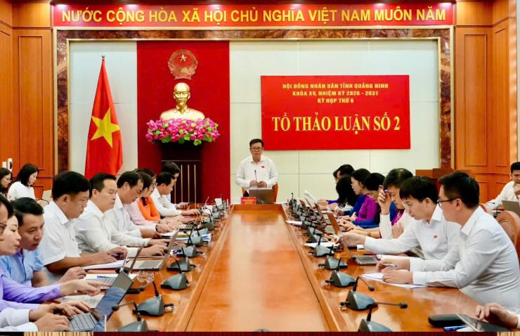 Kỳ họp thường lệ giữa năm của HĐND tỉnh Quảng Ninh khóa XV đã thông qua nhiều Nghị quyết quan trọng