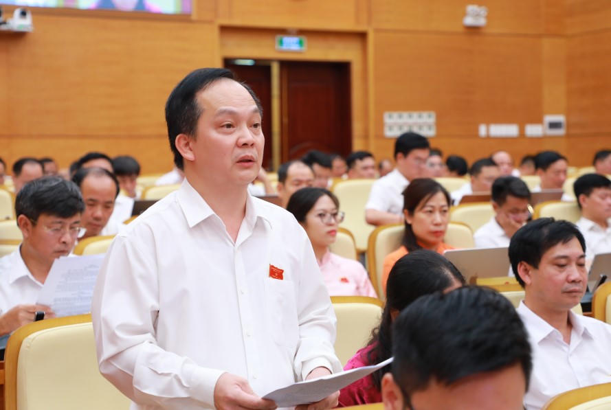 Kỳ họp thường lệ giữa năm của HĐND tỉnh Quảng Ninh khóa XV đã thông qua nhiều Nghị quyết quan trọng