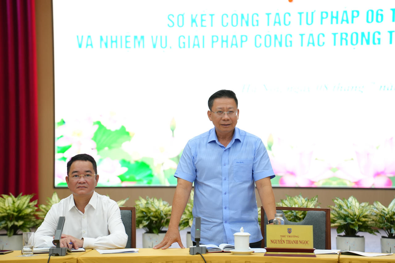 Thứ trưởng Nguyễn Thanh Ngọc phát biểu chỉ đạo Hội nghị.
