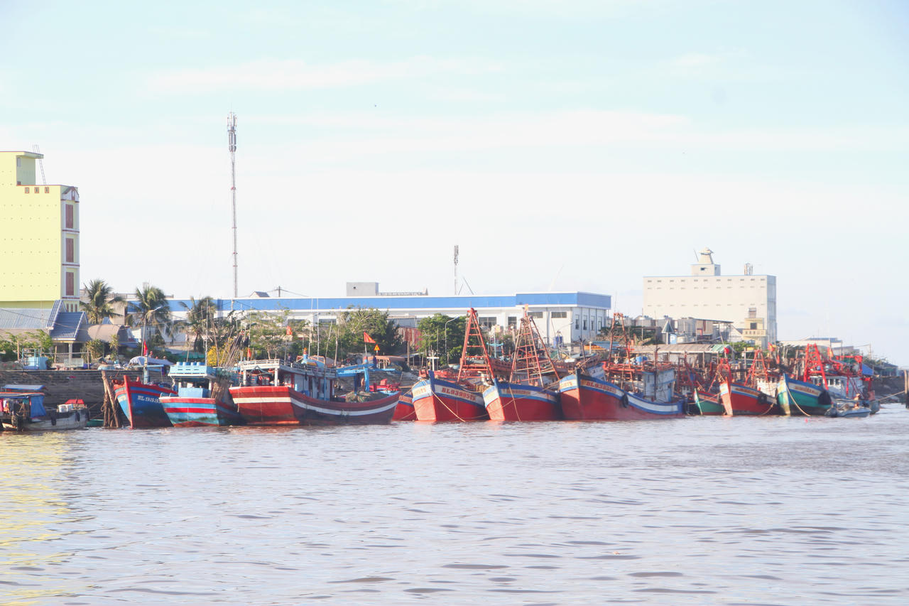 Đội tàu khai thác thủy sản của Cà Mau được quản lý chặt chẽ, góp phần thực hiện hiệu quả công tác chống khai thác hải sản bất hợp pháp (IUU), hướng tới phát triển kinh tế biển bền vững.