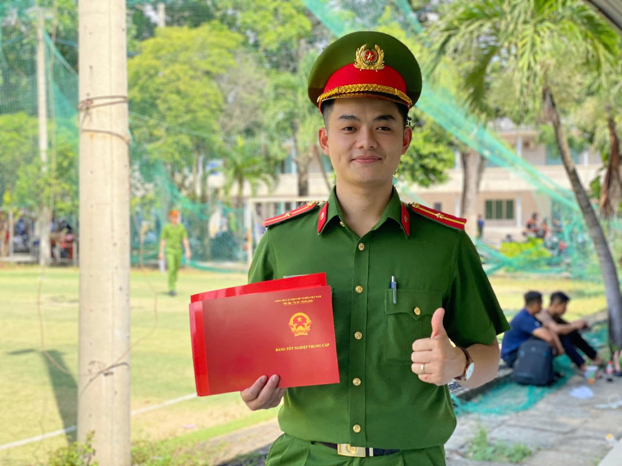 Hành trình tiếp sức người chiến sĩ dũng cảm