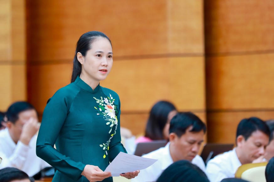 Kỳ họp thường lệ giữa năm của HĐND tỉnh Quảng Ninh khóa XV đã thông qua nhiều Nghị quyết quan trọng