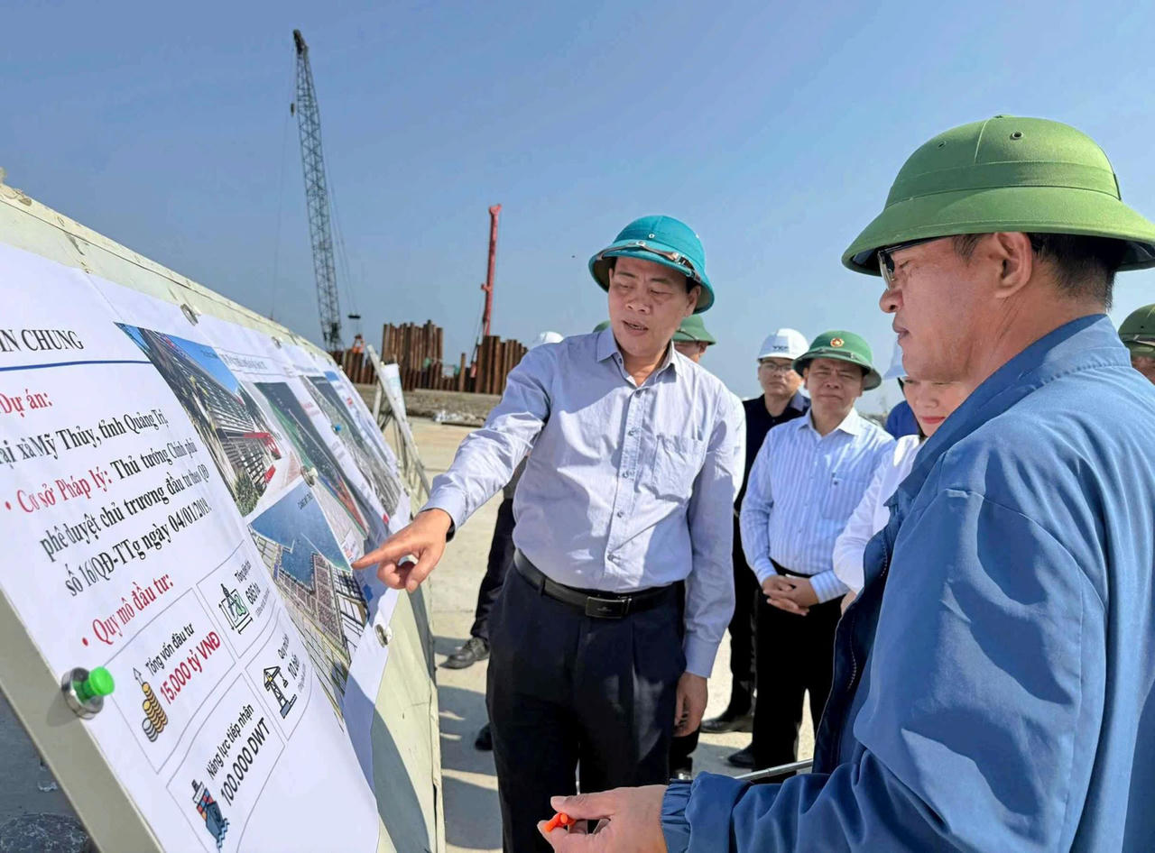 Kiến tạo niềm tin pháp lý