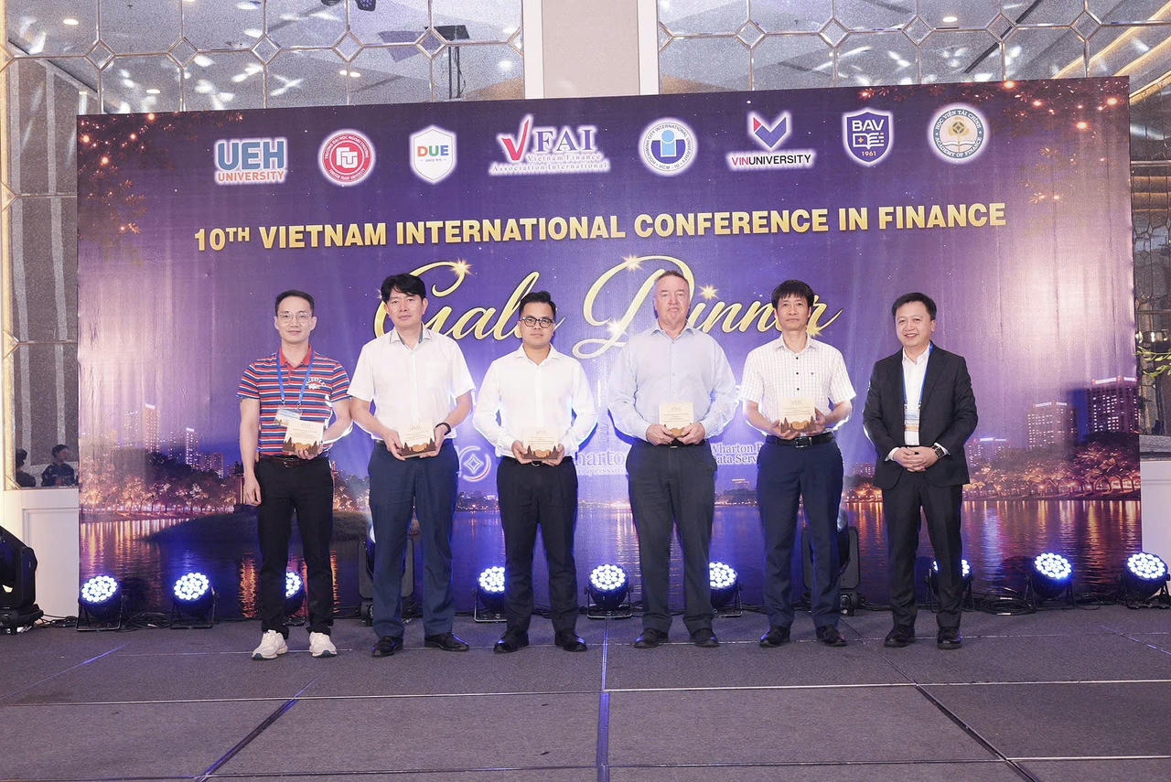 Ra mắt cuộc thi phân tích tình huống tài chính bằng tiếng Anh dành cho sinh viên