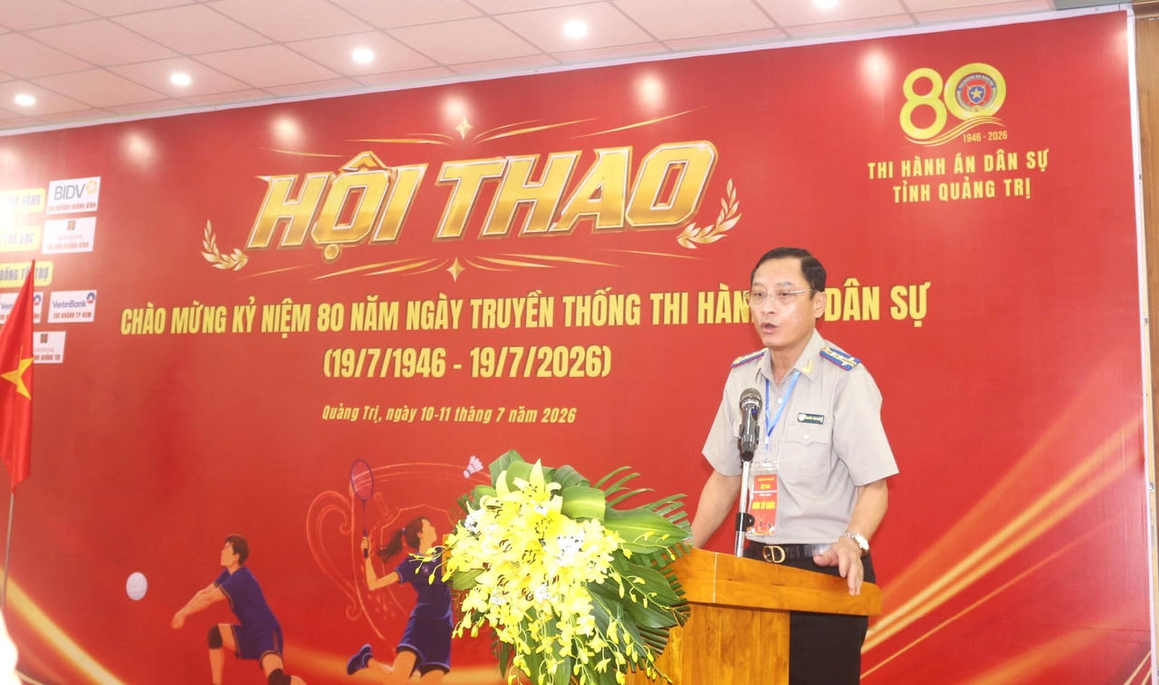 Ông Nguyễn Văn Tuấn, Trưởng Thi hành án dân sự tỉnh Quảng Trị phát biểu khai mạc Hội thao.