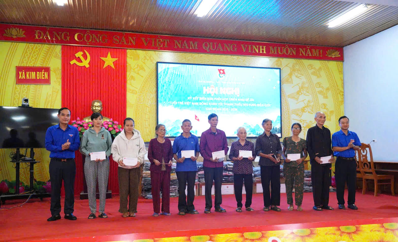 Tuổi trẻ Quảng Trị và Phú Thọ chung sức chăm lo thanh thiếu nhi vùng biên giới