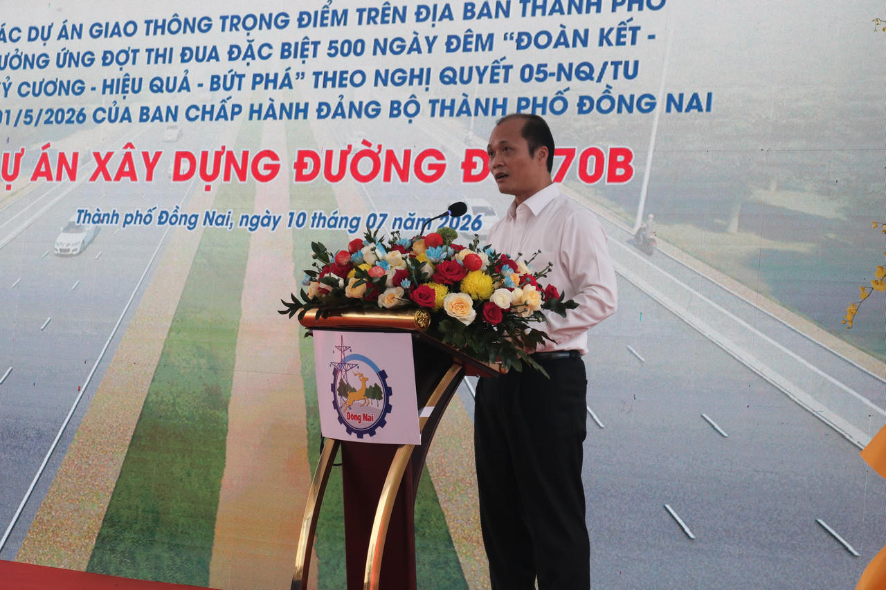 Ông&nbsp;Nguyễn Tuấn Anh, Phó Chủ tịch UBND TP Đồng Nai phát biểu tại buổi lễ khởi công.