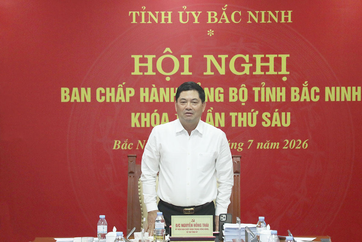 Bí thư Tỉnh ủy Bắc Ninh Nguyễn Hồng Thái phát biểu kết luận Hội nghị.