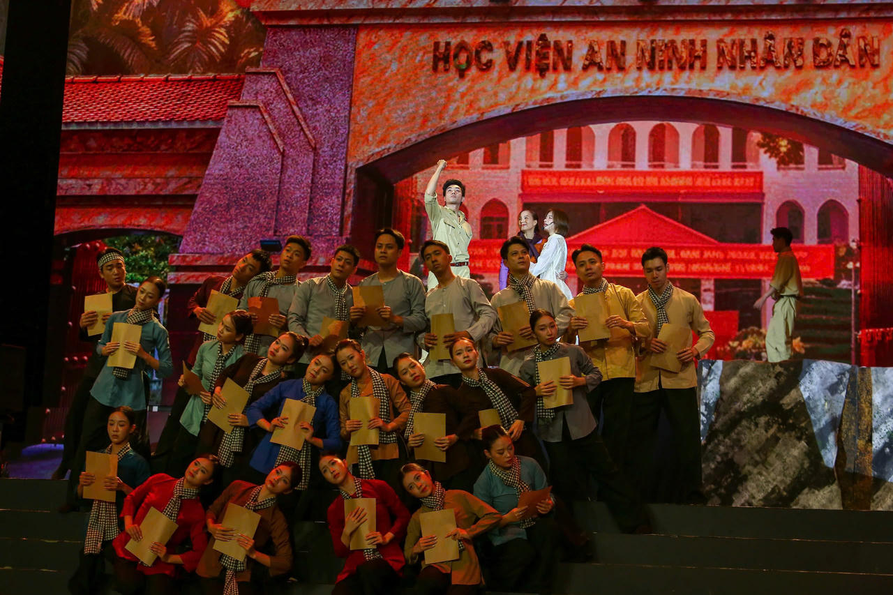 Khai mạc chuỗi sự kiện “Tổ quốc bình yên” tôn vinh 80 năm truyền thống lực lượng An ninh nhân dân
