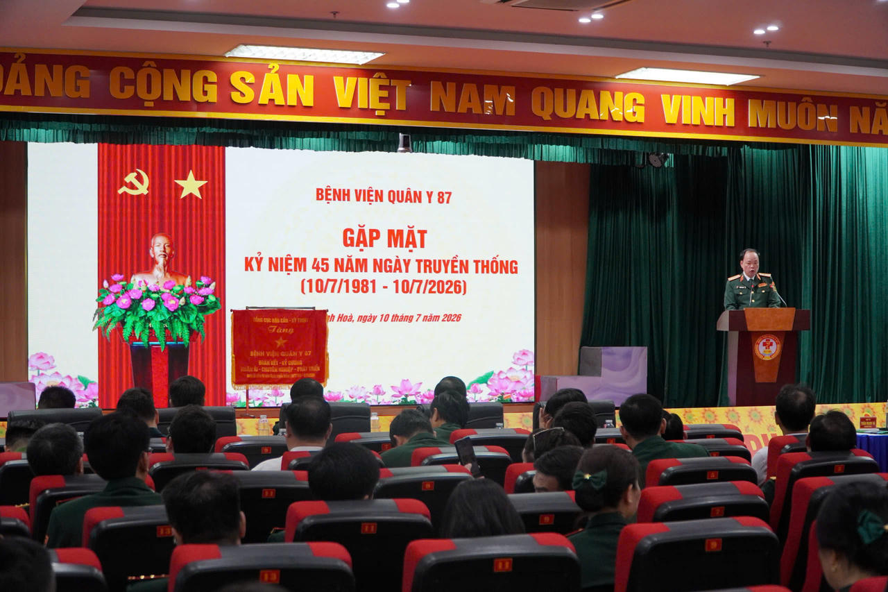 Lễ kỷ niệm 45 năm Ngày truyền thống Bệnh viện Quân y 87 được tổ chức trang trọng tại Nha Trang, Khánh Hòa. 