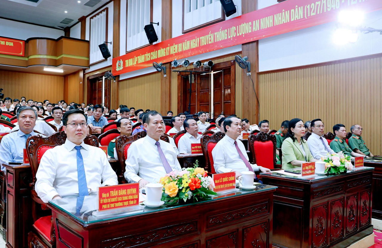 Công an tỉnh Ninh Bình long trọng kỷ niệm 80 năm Ngày truyền thống lực lượng An ninh nhân dân