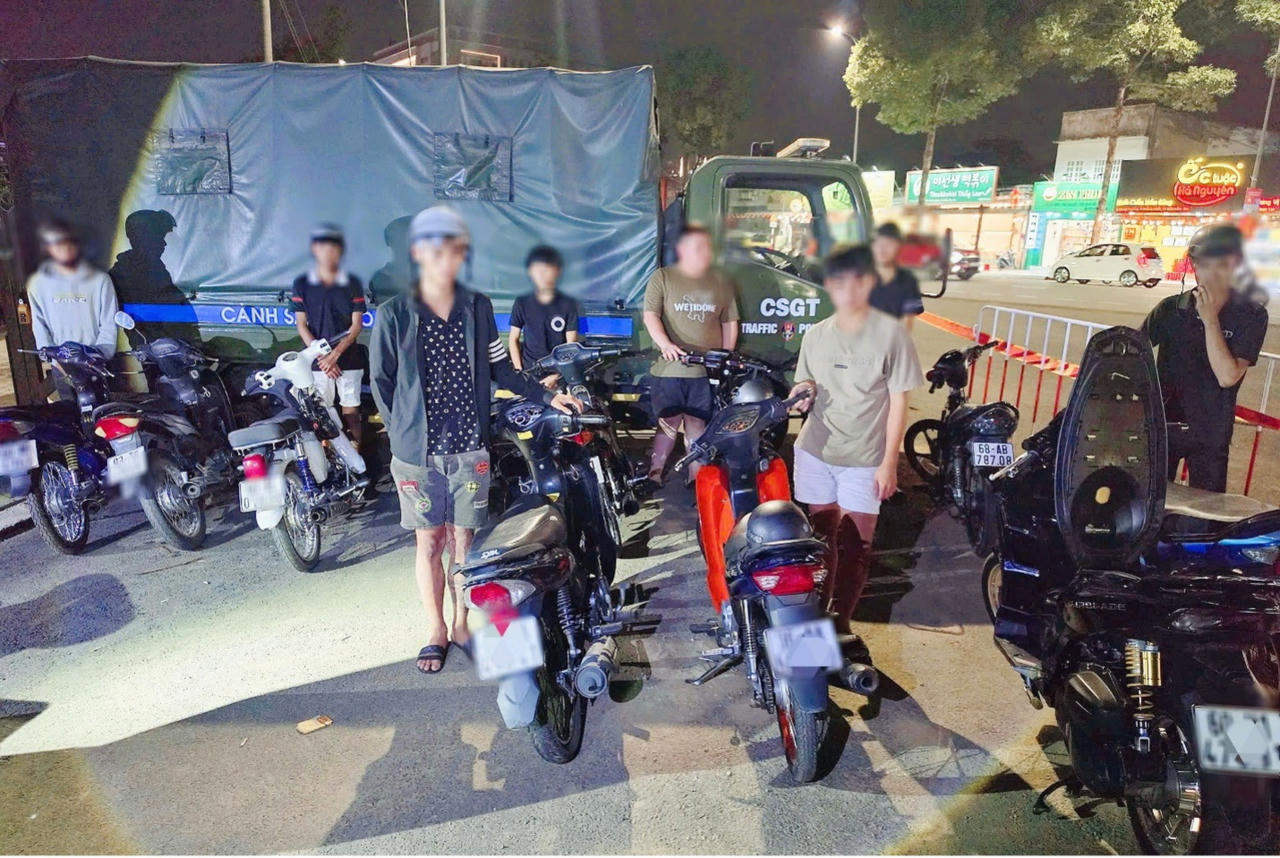 CSGT kiên quyết xử lý các hành vi tụ tập đua xe trái phép, gây rối trật tự công cộng và vi phạm trật tự an toàn giao thông.