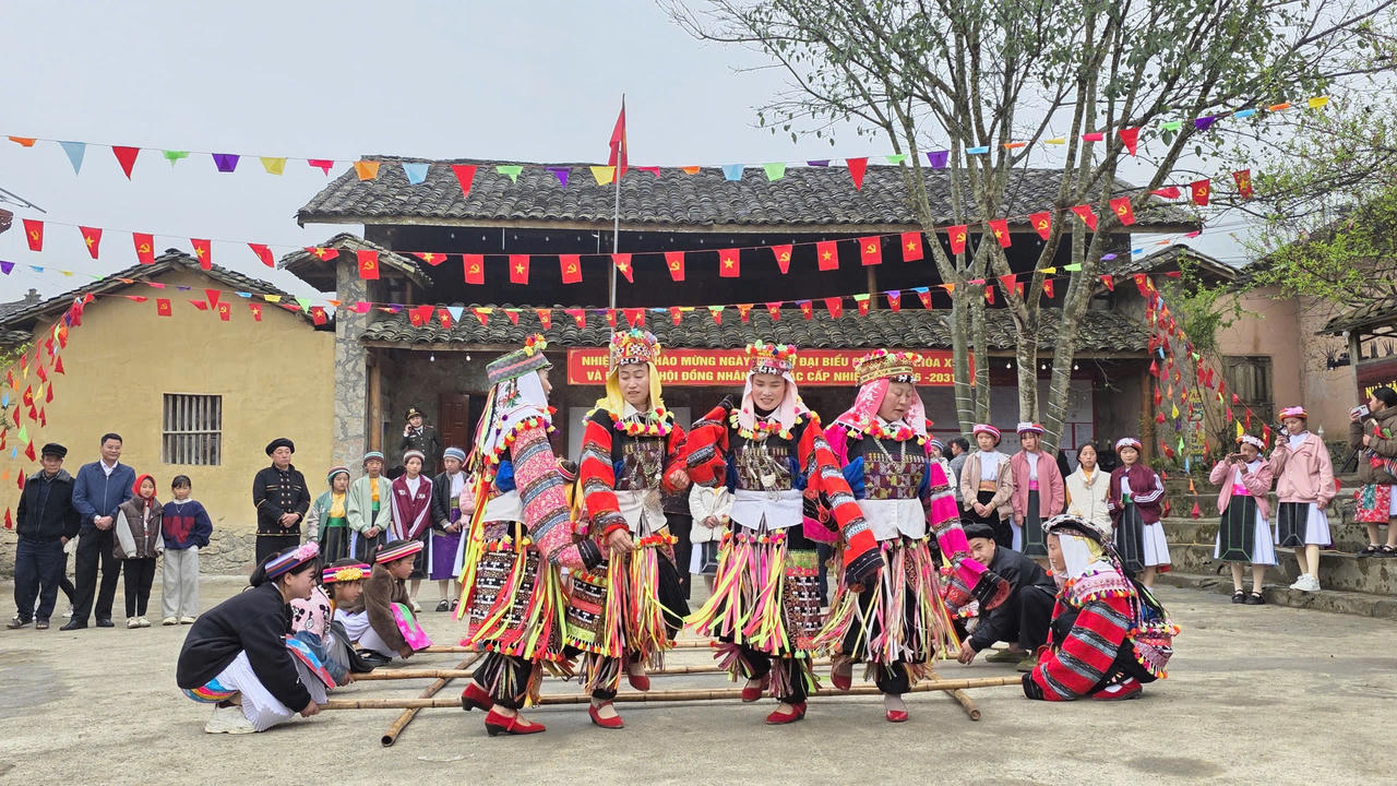 Du lịch Tuyên Quang hướng tới những điểm đến mang chiều sâu lịch sử và văn hóa bản địa nguyên bản