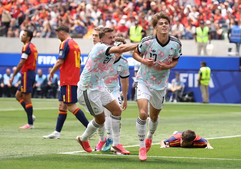 Charles De Ketelaere chọc thủng lưới Tây Ban Nha lần đầu tại World Cup 2026 (Ảnh FIFA)