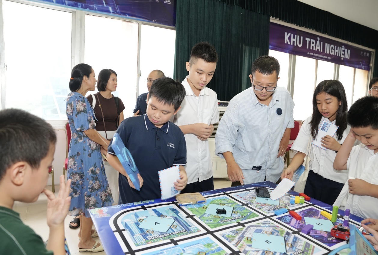 Sân chơi robotics khơi dậy đam mê công nghệ số cho học sinh