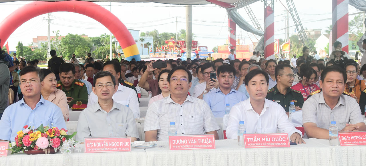 Các đại biểu tham dự