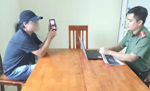 Hưng Yên: Làm việc với 2 trường hợp tương tác nội dung xấu độc trên mạng xã hội