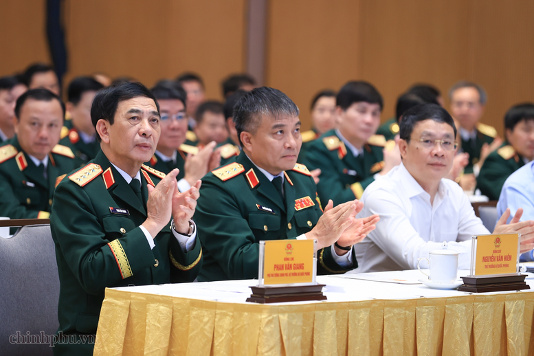 Thủ tướng Lê Minh Hưng: Xây dựng một Việt Nam tự cường nhưng nhân ái, bản lĩnh nhưng hòa hiếu, phát triển nhưng có trách nhiệm- Ảnh 4.