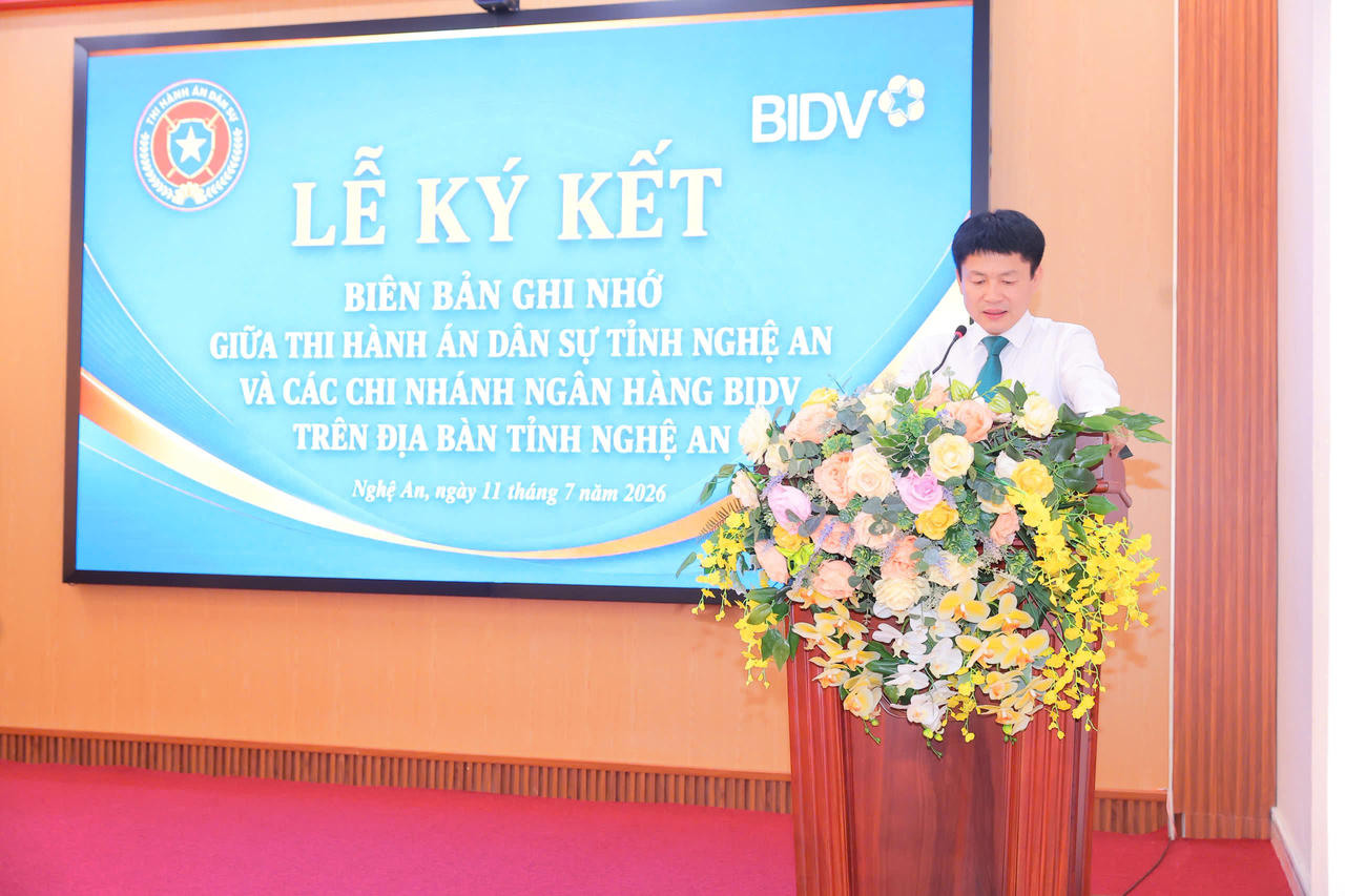 Ông Trần Minh Tính - Giám đốc chi nhánh BIDV Nghệ An phát biểu tại lễ Ký kết biên bản ghi nhớ.