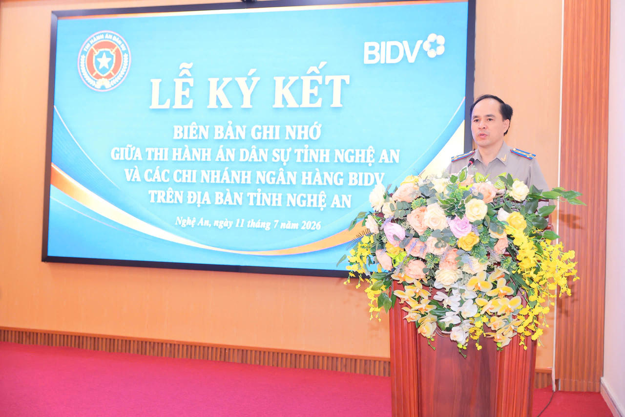 Ông Phạm Quốc Nam -Trưởng THADS tỉnh Nghệ An phát biểu tại buổi lễ kí kết