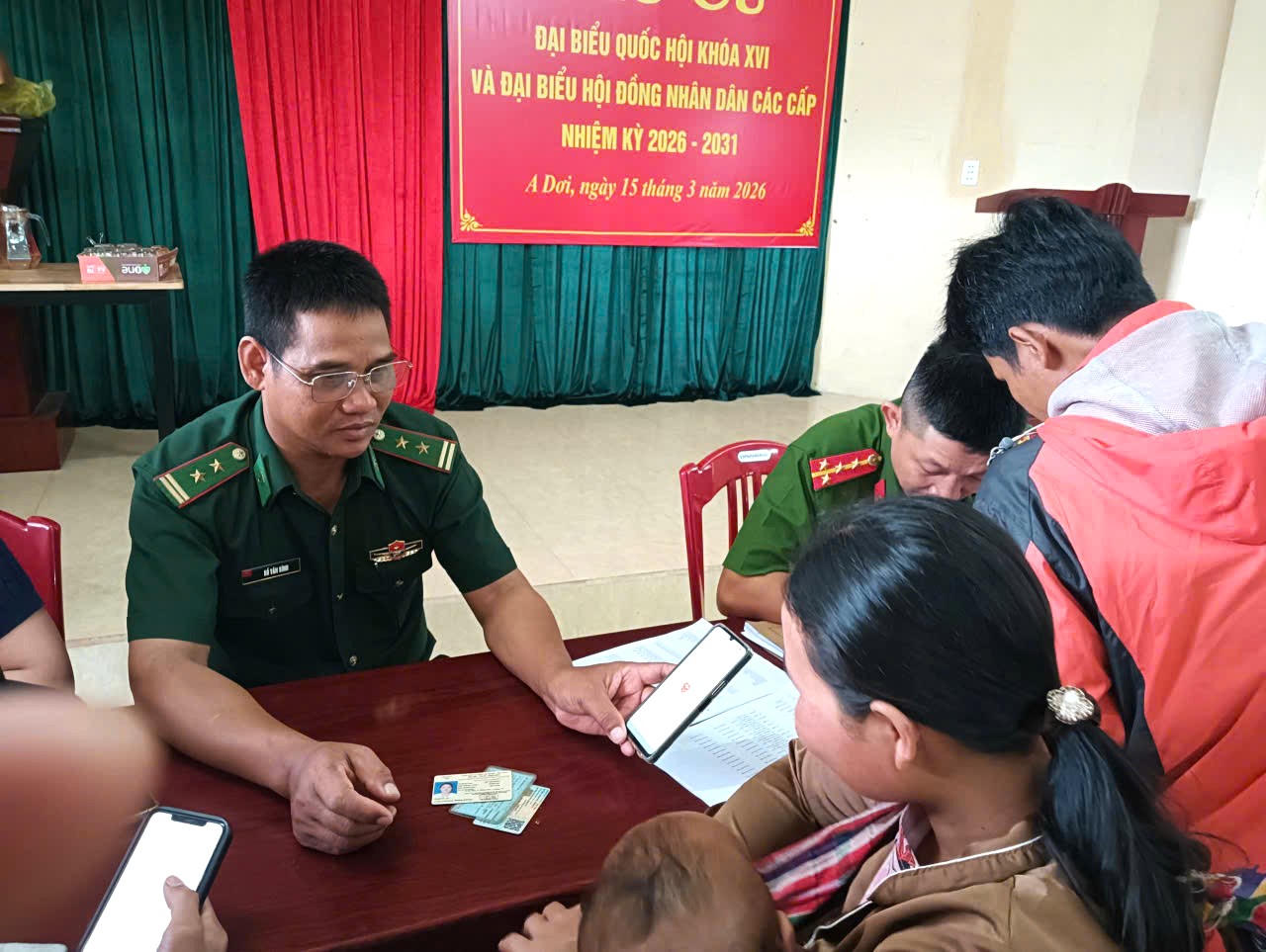 "Thứ Bảy về bản" - lan tỏa màu áo xanh nơi biên cương Quảng Trị