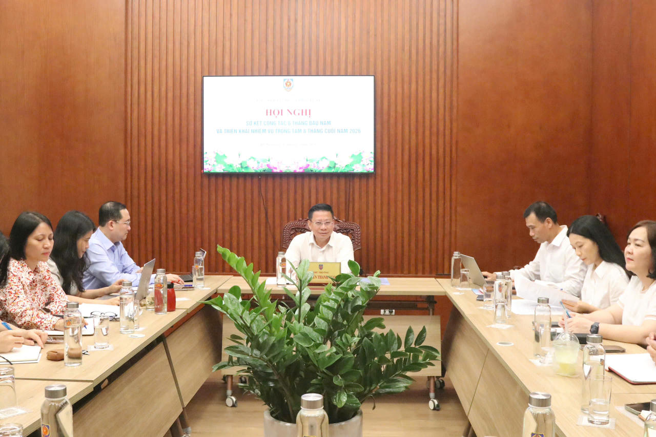 Đẩy mạnh chuyển đổi số, nâng tầm vị thế Tạp chí Dân chủ và Pháp luật
