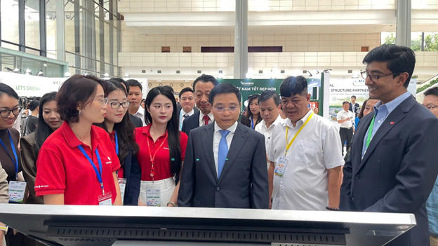 Techcombank được vinh danh trong Top 10 Net Zero Việt Nam 2026: Khẳng định vị thế tiên phong trong lĩnh vực tài chính xanh tại Việt Nam