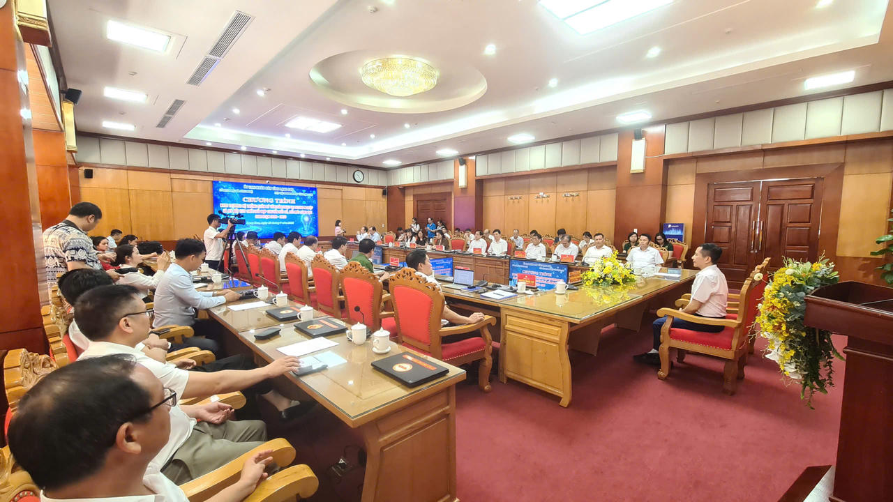 Quang cảnh buổi lễ. Ảnh: Minh Hữu