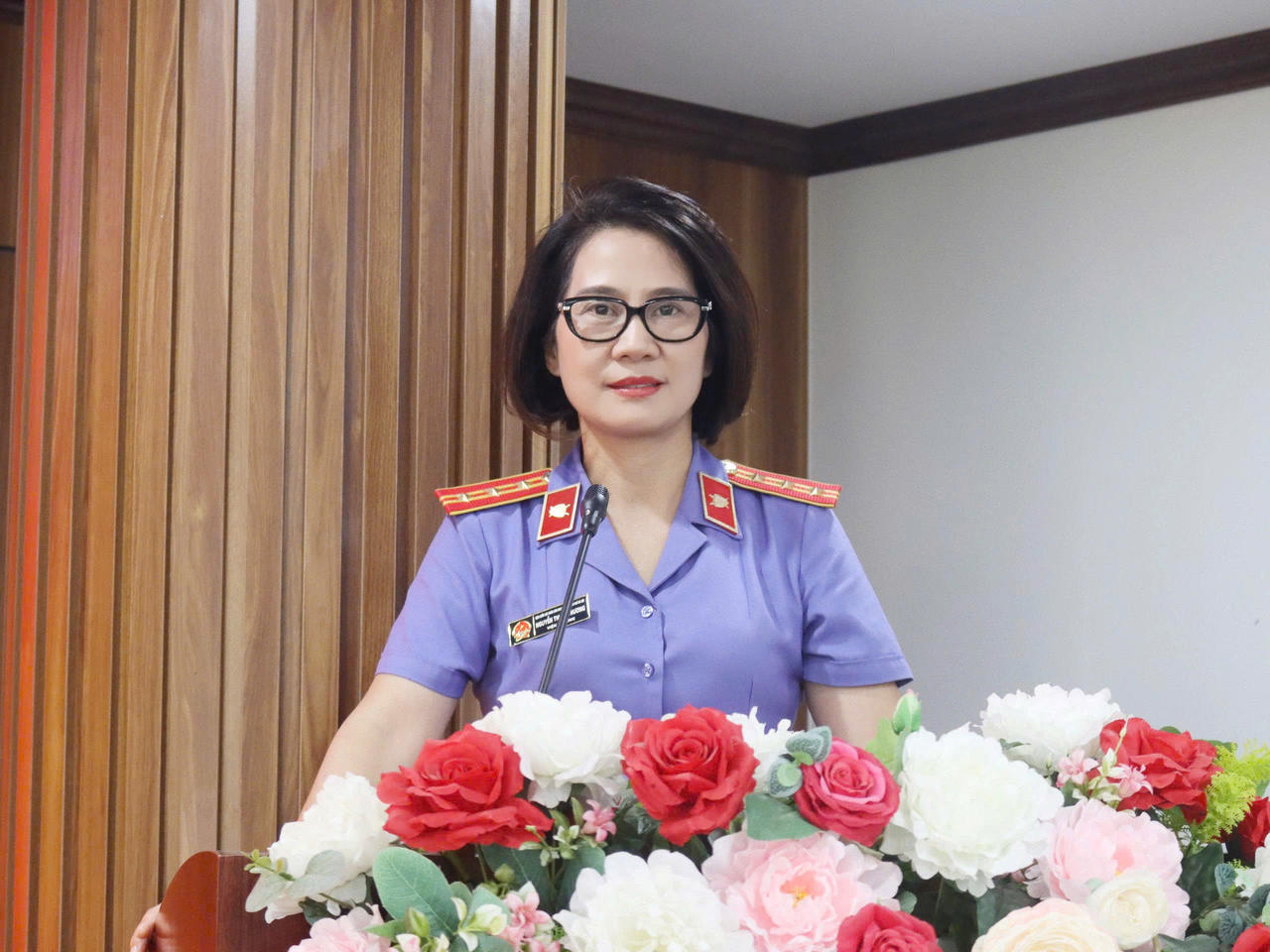 Viện trưởng VKSND KV1 Nguyễn Thị Lan Hương phát biểu tại buổi lễ.