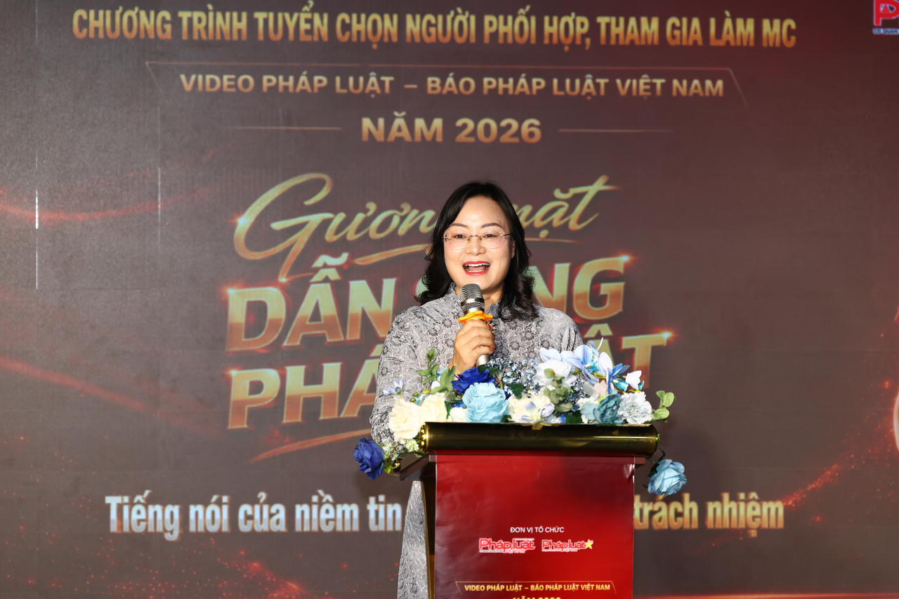 TS Vũ Hồng Thuý – Phó Tổng Biên tập Báo Pháp luật Việt Nam - phát biểu khai mạc