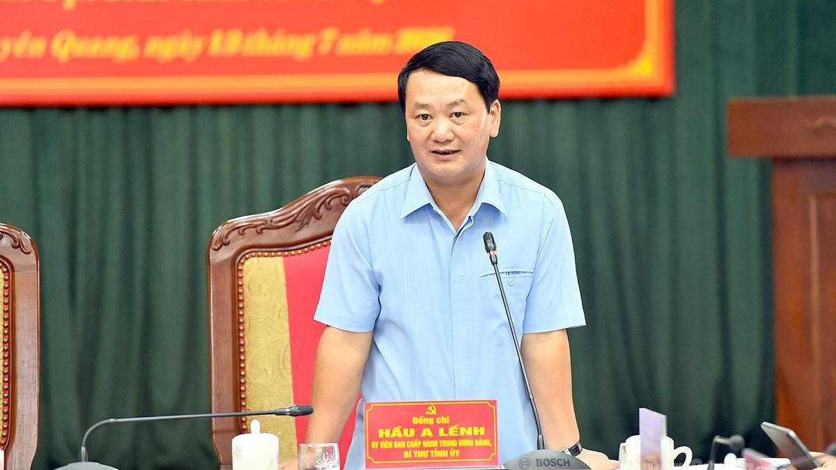 Bí thư Tỉnh ủy Tuyên Quang phát biểu tại buổi làm việc. Ảnh: Thanh Phúc.