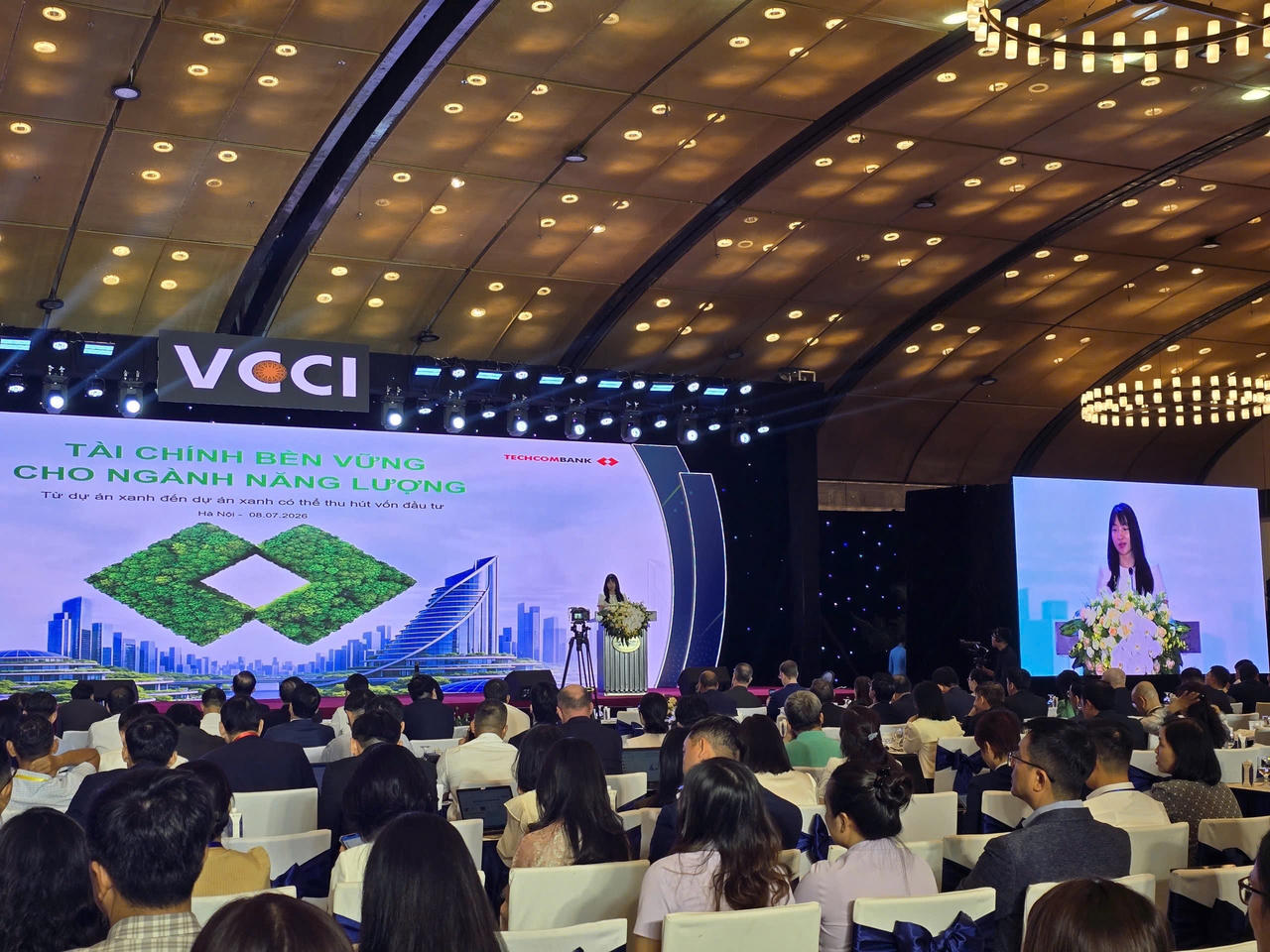 Techcombank được vinh danh trong Top 10 Net Zero Việt Nam 2026: Khẳng định vị thế tiên phong trong lĩnh vực tài chính xanh tại Việt Nam