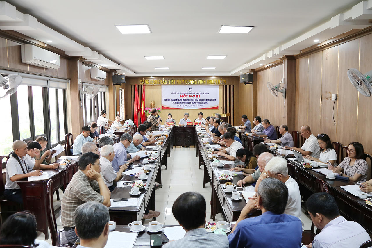 Quang cảnh Hội nghị sơ kết công tác 6 tháng đầu năm 2026 của Liên hiệp các Hội Khoa học và Kỹ thuật TP Hải Phòng.