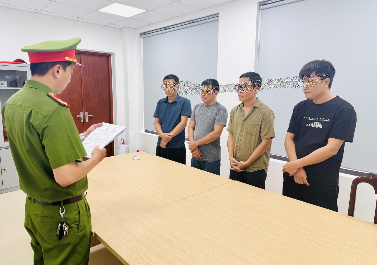 Bắt tạm giam 4 đối tượng trong đường dây cá độ bóng đá hơn 22 tỷ đồng ở Huế