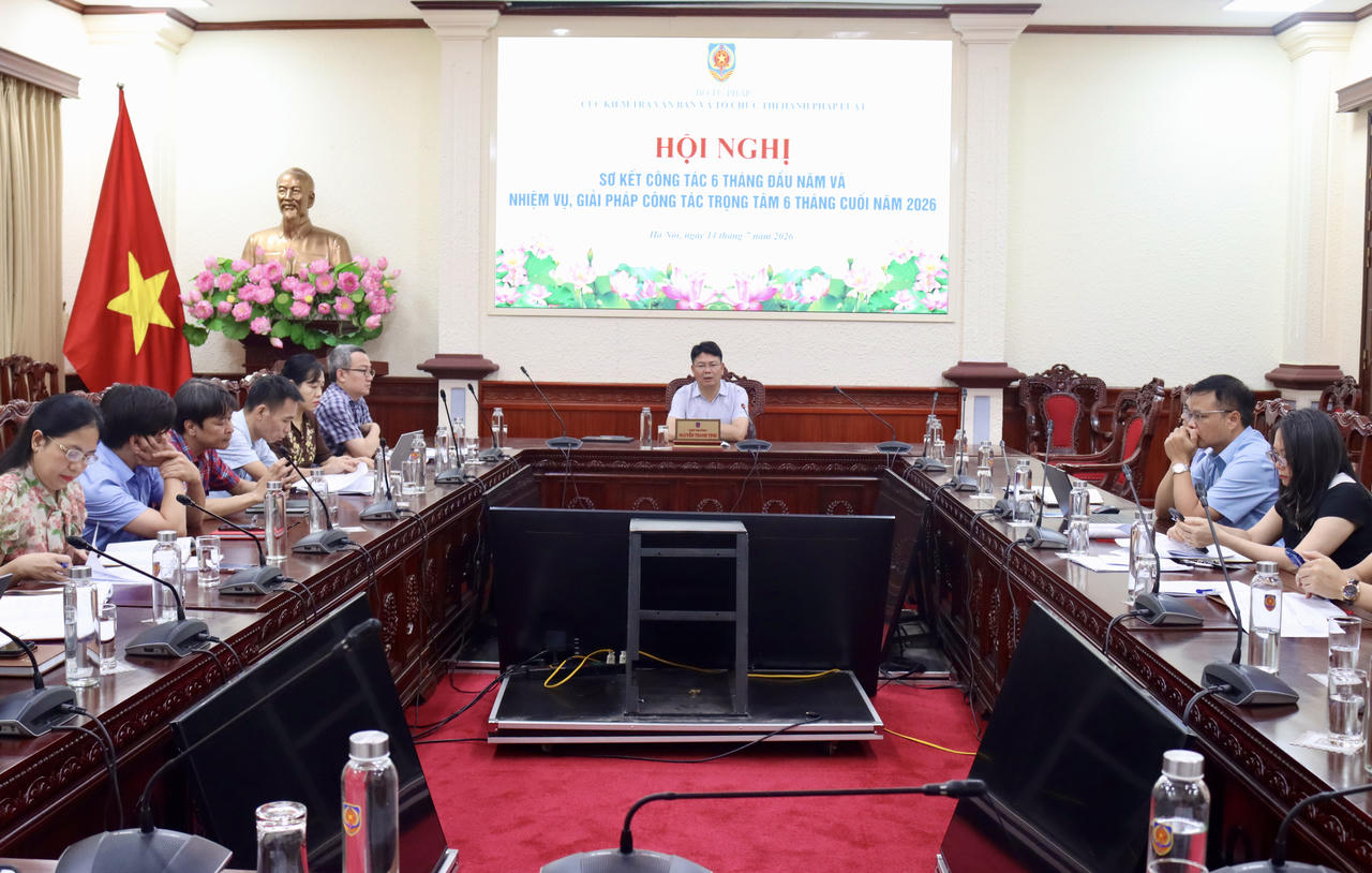 Tập trung thực hiện tổng rà soát hệ thống văn bản quy phạm pháp luật 