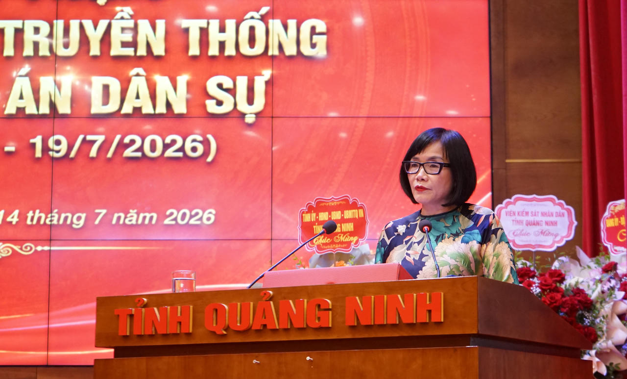 Thứ trưởng Bộ Tư pháp Đặng Hoàng Oanh phát biểu tại Lễ kỷ niệm 80 năm ngày Truyền thống Thi hành án dân sự.