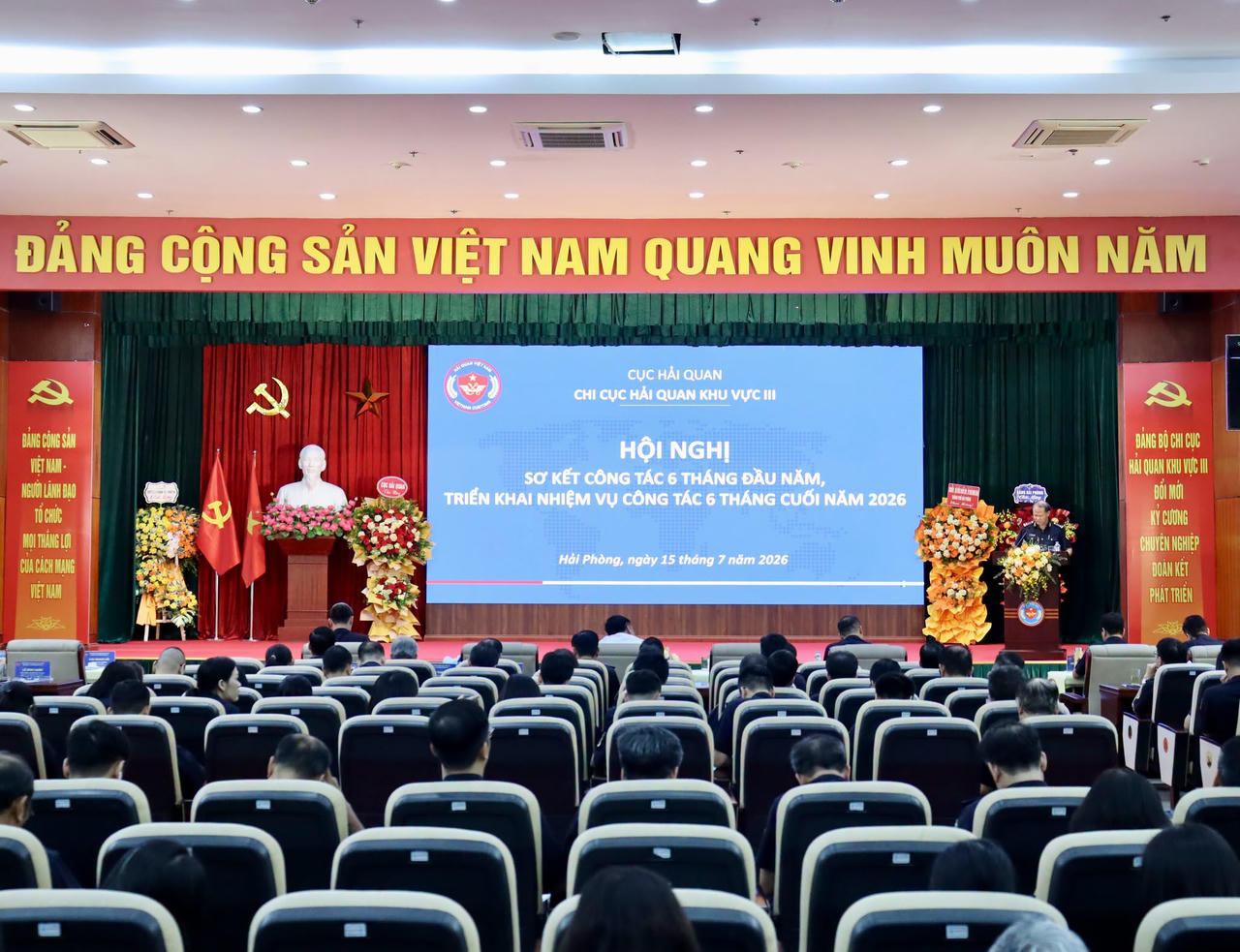 Thành tích 6 tháng đầu năm của Chi cục Hải quan khu vực III