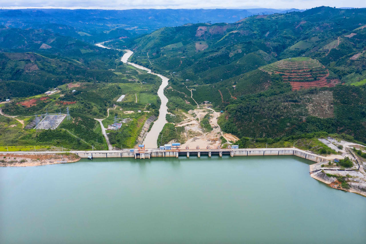 Trungnam đầu tư Nhà máy điện mặt trời nổi trên hồ thủy điện Đồng Nai 2