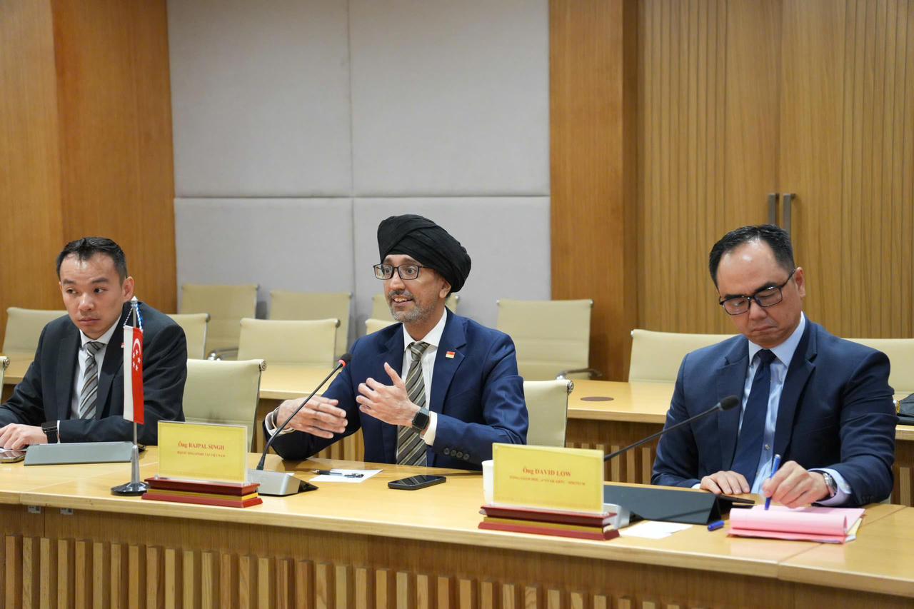 Ông Rajpal Singh, Đại sứ Singapore tại Việt Nam phát biểu tại buổi làm việc (Ảnh: MST)