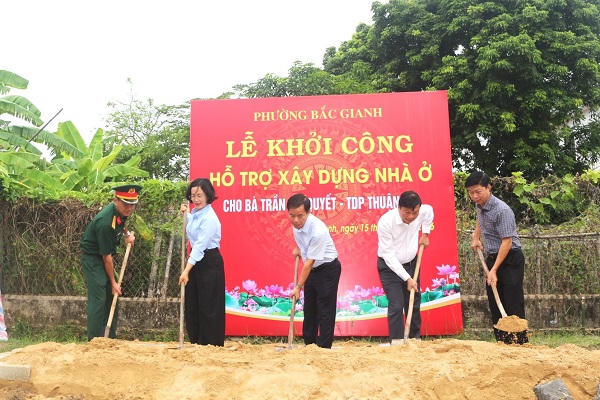 Quảng Trị đồng loạt khởi công nhà ở cho người có công và đối tượng chính sách