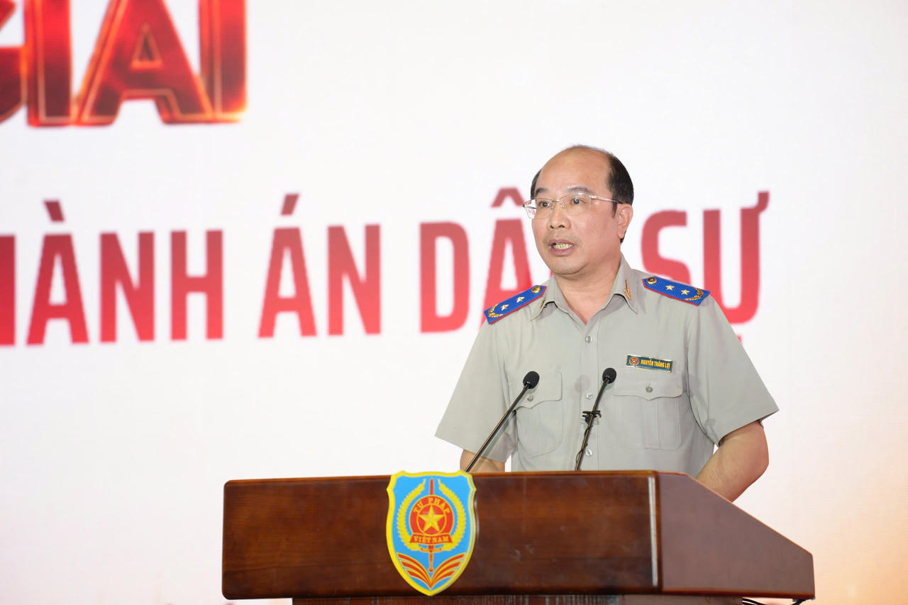 Cục trưởng Cục Quản lý Thi hành án dân sự Nguyễn Thắng Lợi tổng kết Cuộc thi lần II và phát động Cuộc thi lần III.