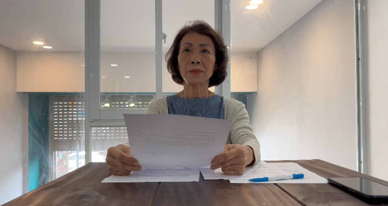 Bà Trần Thị Tuyết Hạnh - hộ khẩu thường trú tại Nha Trang - Khánh Hòa Gia đình Bà mẹ Việt Nam anh hùng