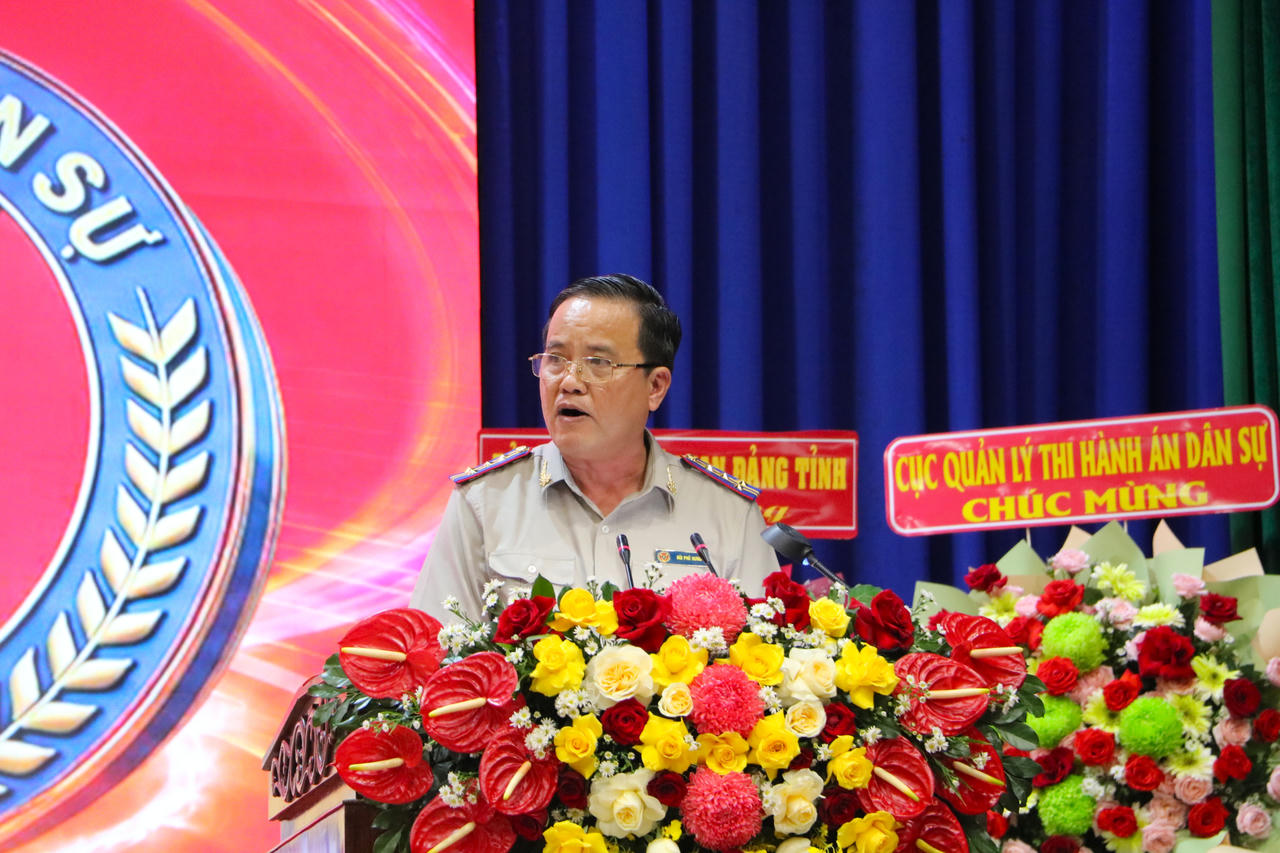 Ông Bùi Phú Hưng – Trưởng THADS tỉnh Tây Ninh trình bày quá trình hình thành và phát triển của THADS tỉnh (Ảnh: Khánh Toàn)