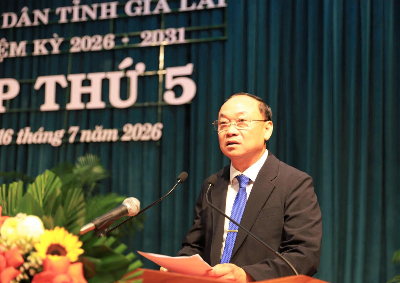 Ông Thái Đại Ngọc, Ủy viên Ban Chấp hành Trung ương Đảng, Bí thư Tỉnh ủy Gia Lai phát biểu chỉ đạo tại Kỳ họp. (Ảnh trong bài: CTTĐT Gia Lai)