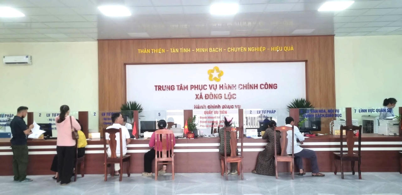 Trung tâm Phục vụ hành chính công xã Đông Lộc, tỉnh Nghệ An.